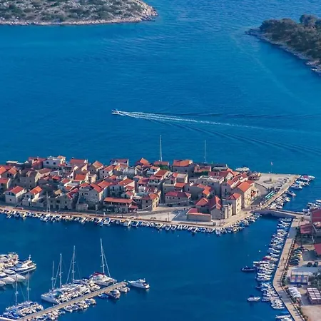 Apartamento In Tribunj With Air Conditioning, Wifi 4953-1 *