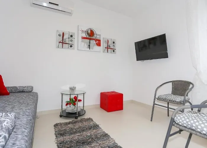 In Tribunj With Air Conditioning, Wifi 4953-1 דירה *