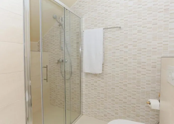 דירה In Tribunj With Air Conditioning, Wifi 4953-1 Tribalj