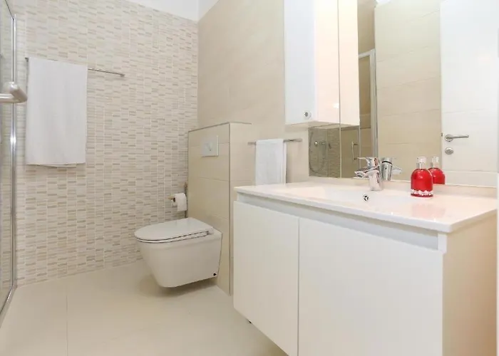 דירה In Tribunj With Air Conditioning, Wifi 4953-1 *