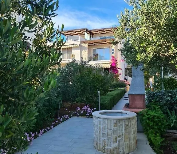 In Tribunj With Air Conditioning, Wifi 4953-1 Tribalj